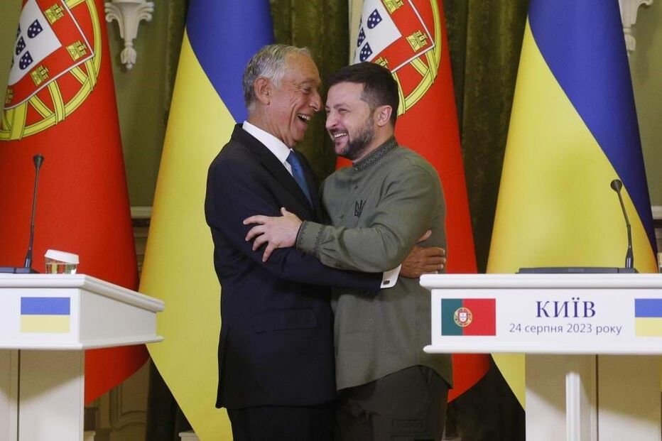 Marcelo Rebelo de Sousa e Volodymyr Zelensky durante uma conferência de imprensa em Kiev