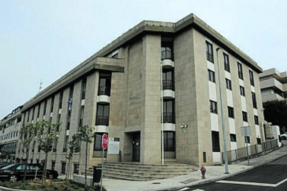 Detido é esta segunda-feira presente a juiz no Tribunal de Guimarães