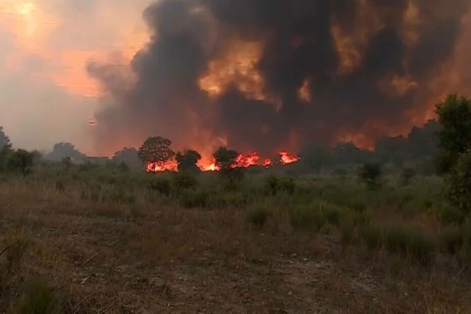Polícia mata namorada de 'Pirata' com tiro no coração e responde por homicídio