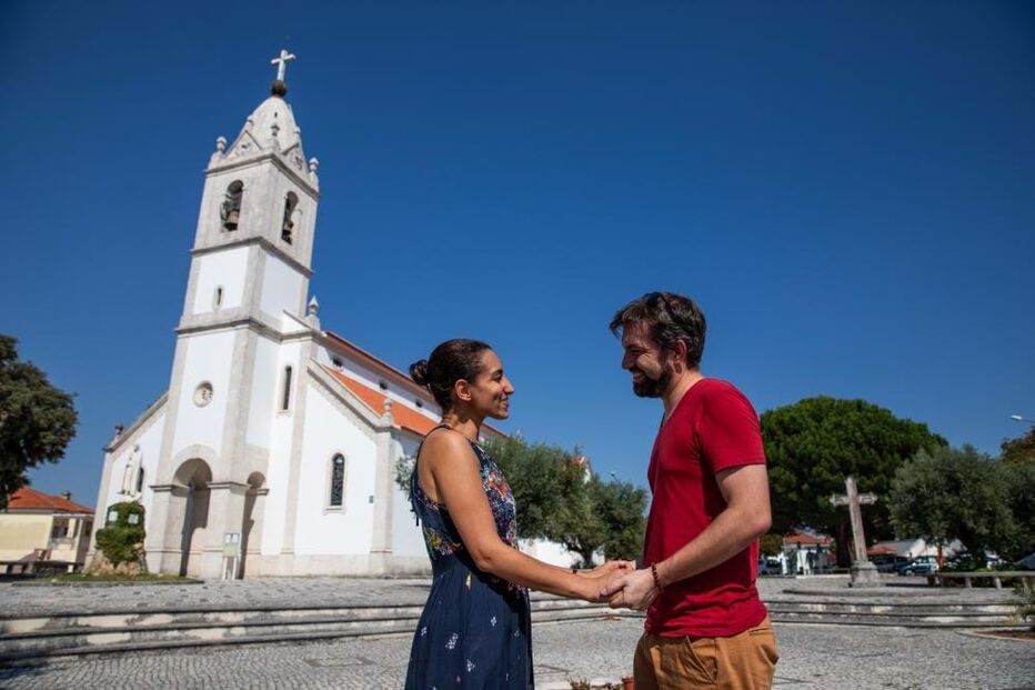 O português Toni Jorge, 39 anos, católico, e a tunisina Oumayma, 36, muçulmana, casaram hoje pela Igreja Católica em Fátima