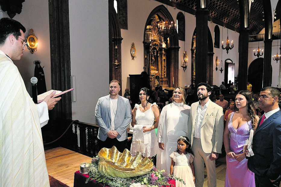 Família reunida no batizado e aniversário da sobrinha de CR7