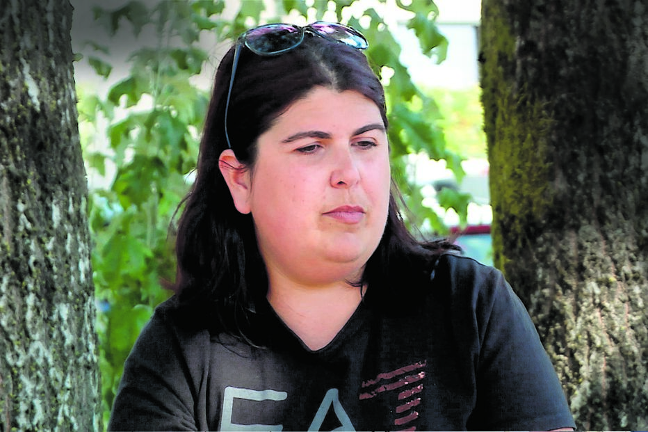 2023-08-31_23_11_49 Imagem P12-13-Escurecer secção e legenda.jpg