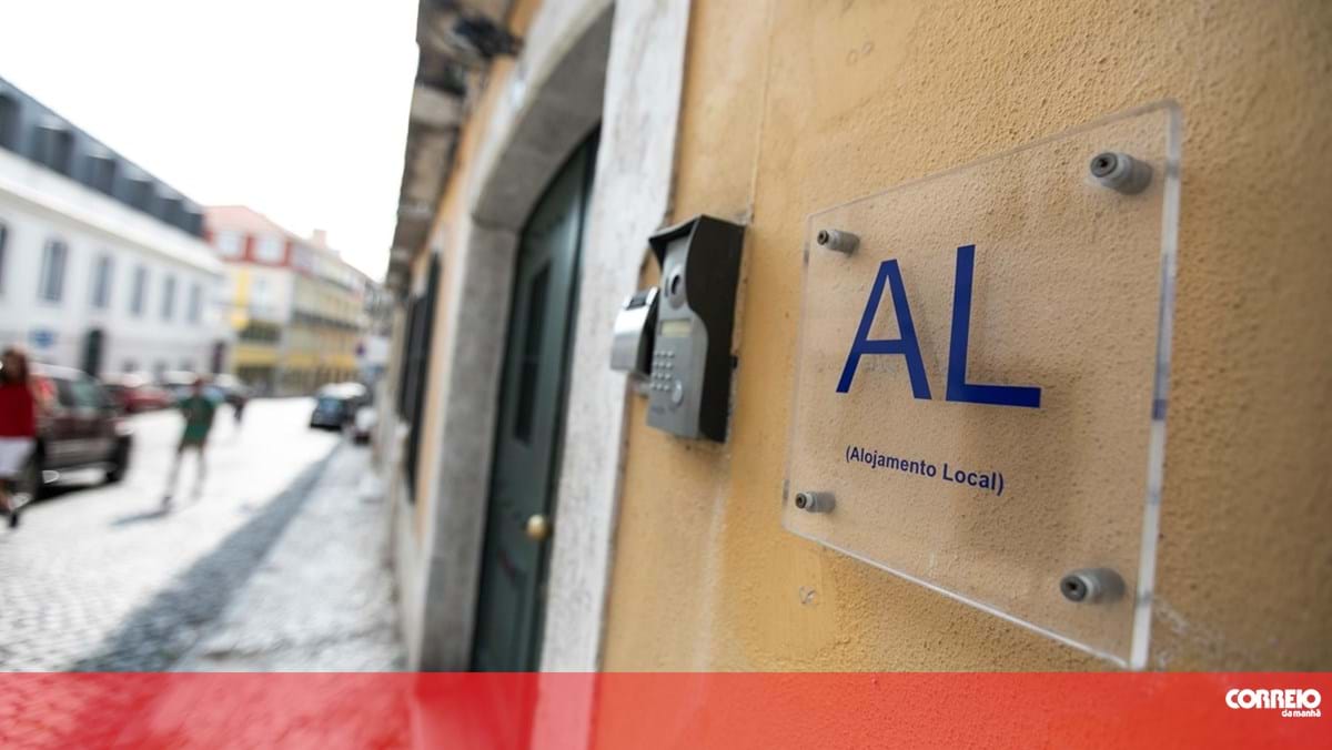 PS avança com proposta para revogar alterações ao alojamento local