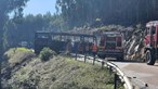 Autocarro consumido pelas chamas em Vila Nova de Poiares
