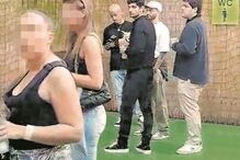 O trio de atletas do Benfica com um amigo