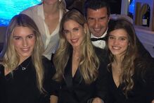 Modelo com os pais, Luís Figo e Helen Svedin  e as irmãs