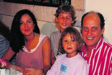 Albarran com Paula Colaço e com Francisca ao colo