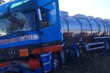 Camião de matérias perigosas despista-se no IC2 na Mealhada