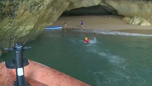 Homem irlandês morre nas grutas de Benagil em Lagoa