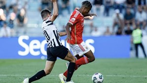 Benfica vence Portimonense antes do clássico