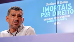 Sérgio Conceição desvaloriza que Benfica tenha investido "o dobro" do FC Porto