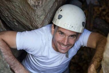 Quem é Mark Dickey, o espeleólogo que ficou preso numa gruta na Turquia