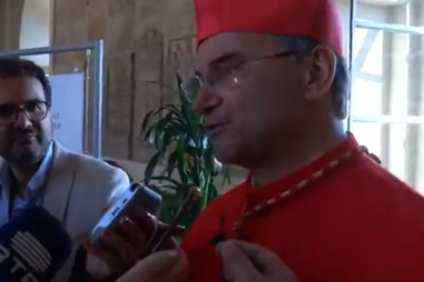 Papa diz a Américo Aguiar para ter Setúbal no coração 