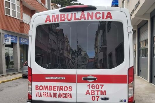 Bombeiros de Vila Praia de Âncora, INEM, Autoridade Marítima e GNR acionados para o local