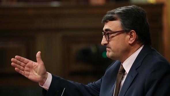 Bascos e catalães dizem que nada está fechado e podem repetir-se eleições em Espanha