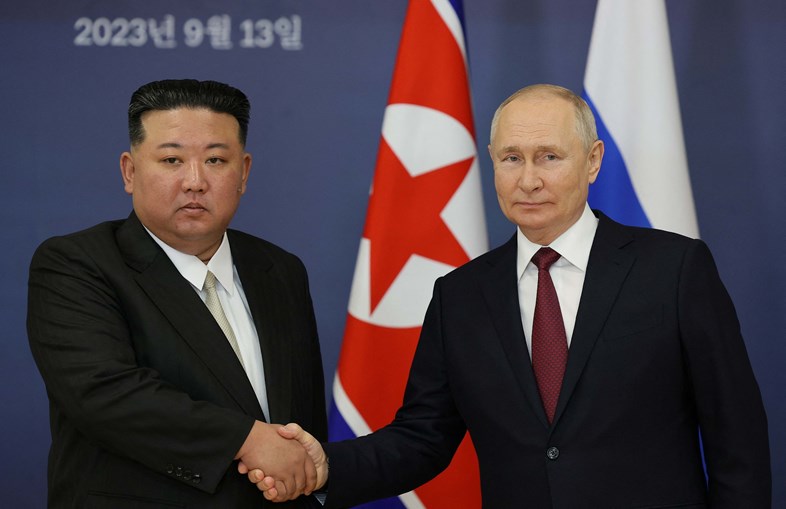 Presidente da Rússia, Vladimir Putin, com o líder norte-coreano Kim Jong-un