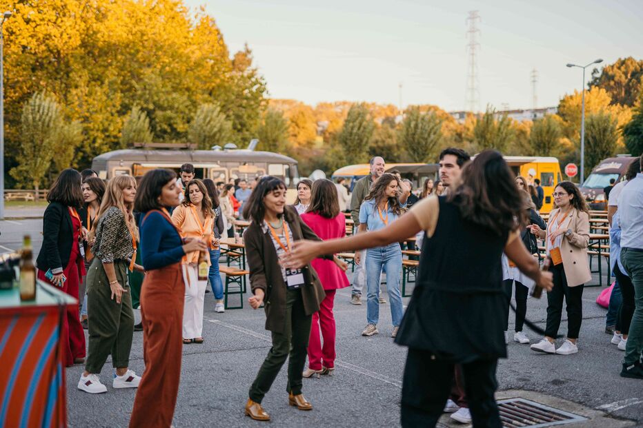 2023-09-07_10_36_08 12 HC23 Sunset Dançar Musica.jpg