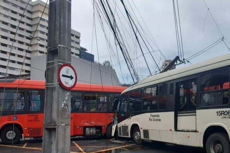 Colisão em Curitiba