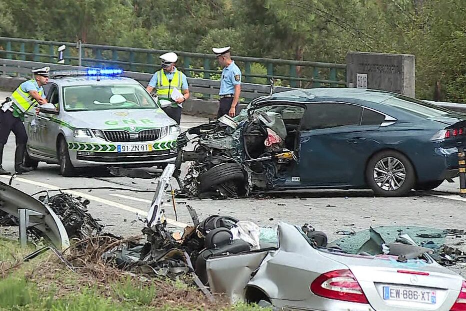 Acidente no IC28 provocou duas mortes