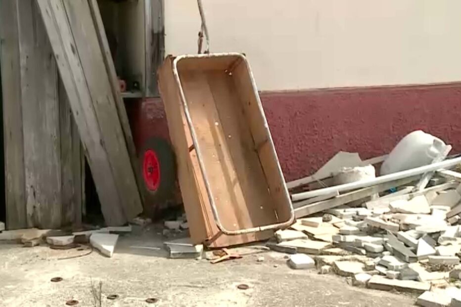 Carreta utilizada pela menor para transportar o corpo da irmã para o local onde a enterrou