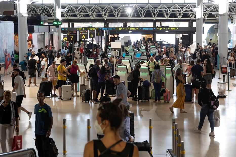 Aeroporto de Lisboa foi o que registou um maior aumento no número de passageiros movimentados no 1.º semestre deste ano