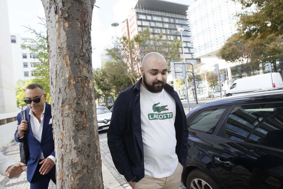 Clóvis Abreu entrega-se às autoridades