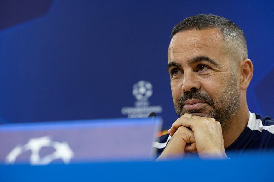 Artur Jorge na conferência de imprensa