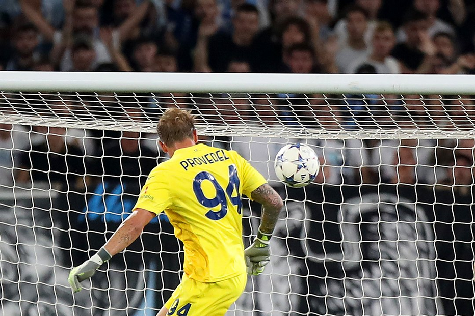 Golo de guarda-redes nos minutos finais dá empate à Lazio frente ao Atlético Madrid