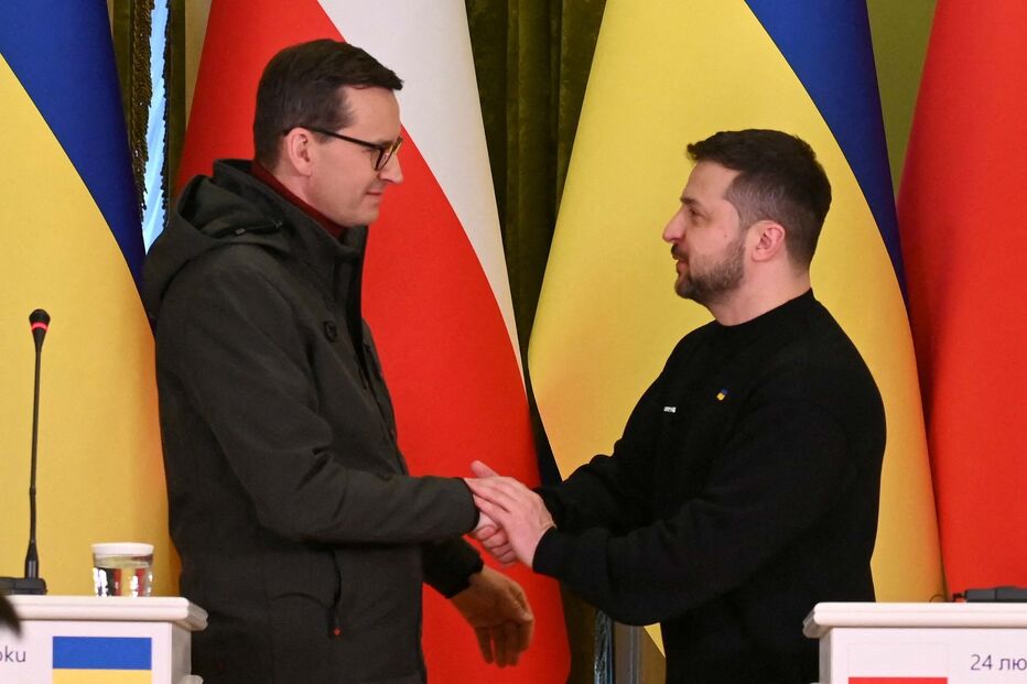 Mateusz Morawiecki e Volodymyr Zelensky