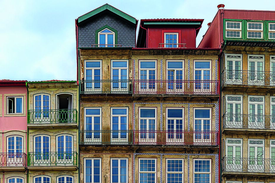 A crise da habitação tornou-se um dos mais graves problemas nacionais, atingindo os moradores de grandes cidades como o Porto, mas também quem vive no Alentejo