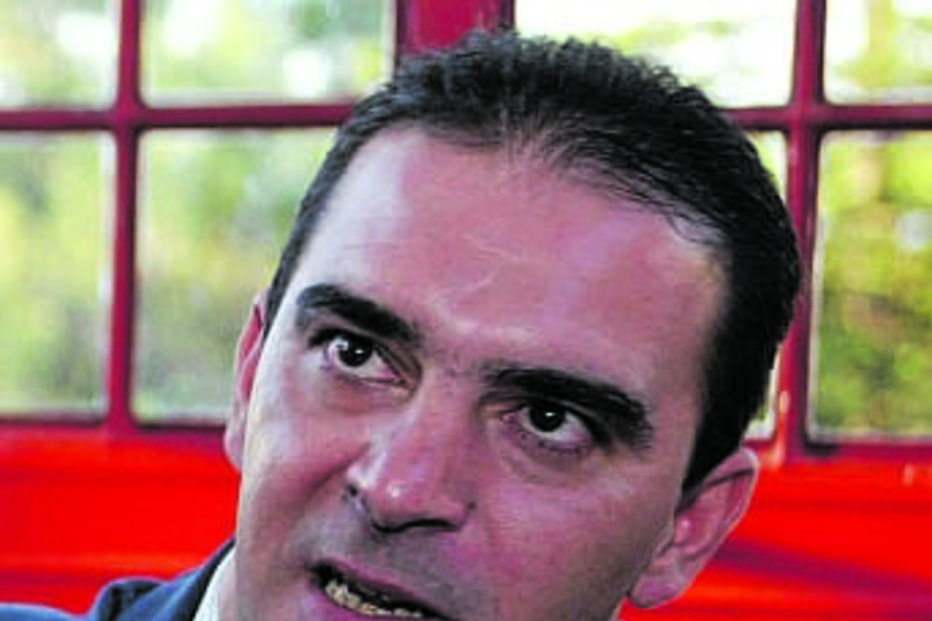 Carlos Tomás