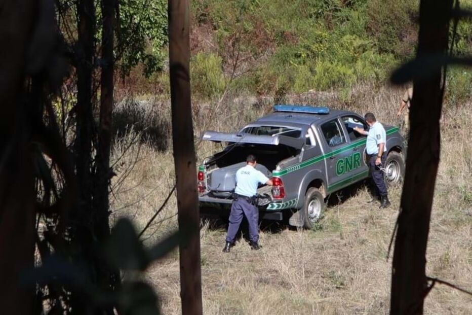 Corpo foi removido com o apoio da GNR