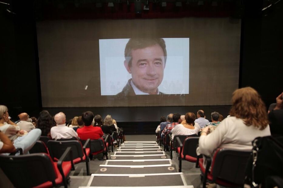 Homenagem a Luís Aleluia