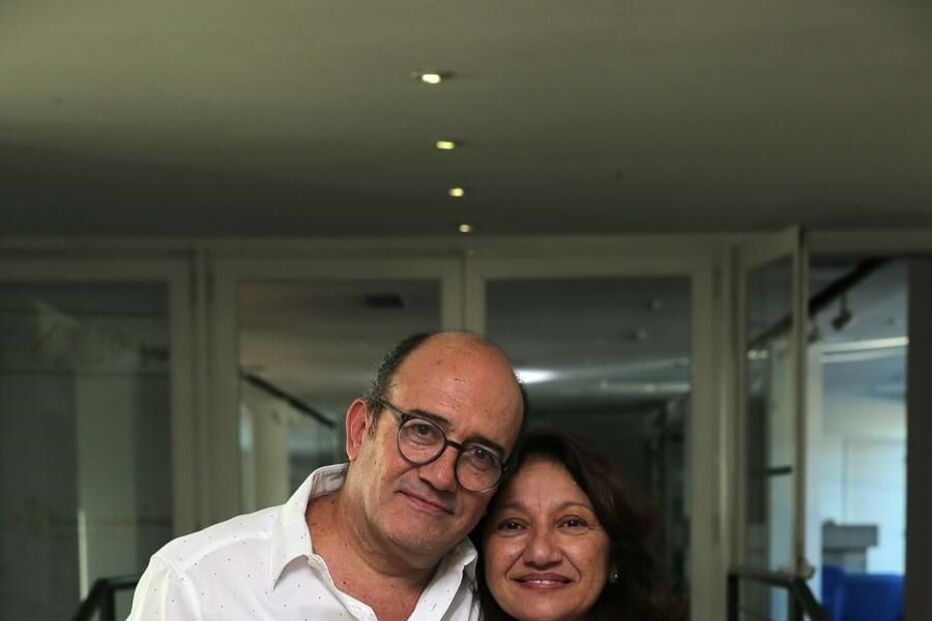 José Raposo com a viúva de Luís Aleluia, Zita Favretto, na Casa do Artista