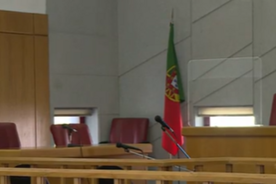 Filhas pagam mais de 34 mil euros por crime do pai