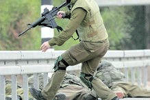 Forças israelitas ainda combatem terroristas no Sul do país