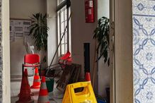 Infiltrações de água na Esquadra da PSP de Loures