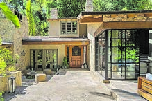 Casa de Jennifer Lopez e Ben Affleck à venda por 81 milhões de euros