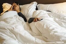 Geração Z deixa sexo de lado. O que estarão os jovens a fazer?