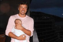 Lourenço Ortigão com o filho Vicente Blue