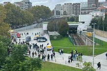 Exterior da estação de Metro da Trindade, no Porto