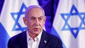 Netanyahu diz que vai continuar a distribuir armas a civis após ataque em Jerusalém