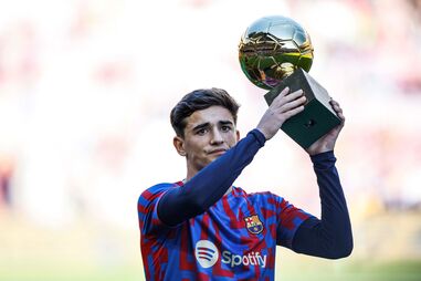 Gavi conquistou o Golden Boy em 2022