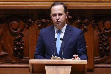 Fernando Medina no Parlamento