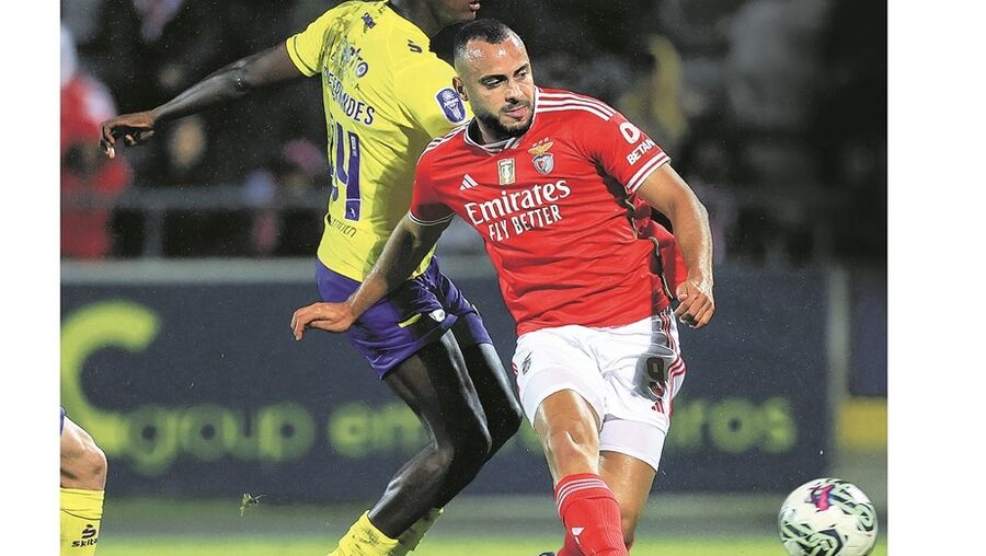 Benfica admite vender Arthur Cabral Futebol Correio da Manhã