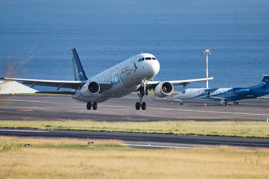  Aeroporto de Ponta Delgada