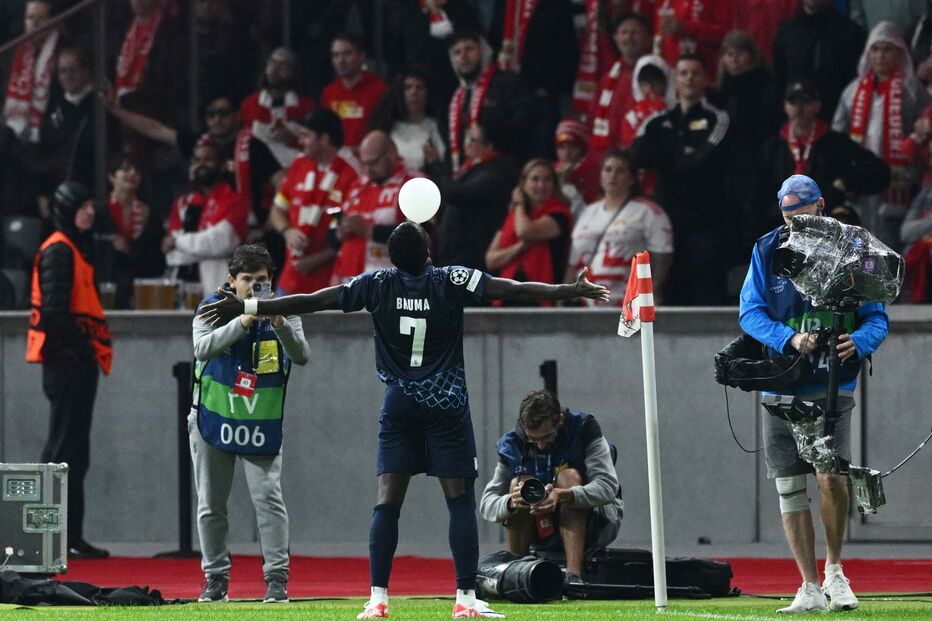 Bruma festeja, como é habitual, a soprar um balão. Segundo golo do Sp. Braga deu o empate frente ao Union Berlim na Champions