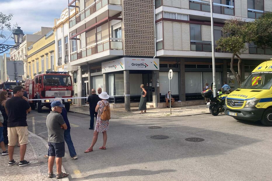 Fogo em restaurante em Faro