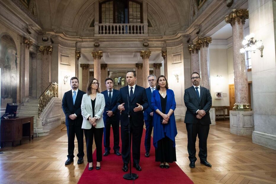 Fernando Medina entregou ao Palamento a proposta do OE2024 esta terça-feira