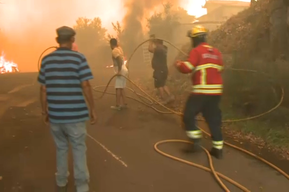 Incêndio na Calheta